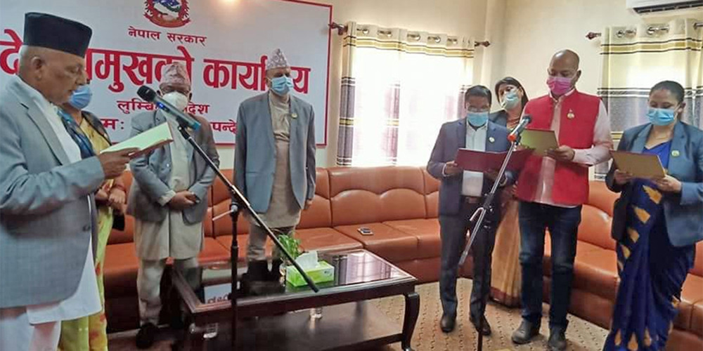 अविश्वास प्रस्तावमा हस्ताक्षर गर्नेलाई मन्त्री पद